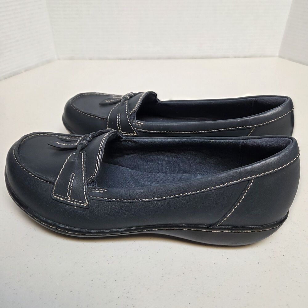 Clarks ASHLAND BUBBLE Tassel Loafer Womens  8.5W  Wide Blue Leather Slip-on Mocs - Picture 9 of 16